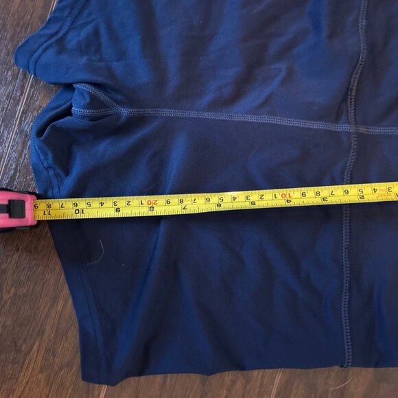 Nike Women's Navy Dri-Fit Performance Game Shorts, Size M - Picture 2 of 9